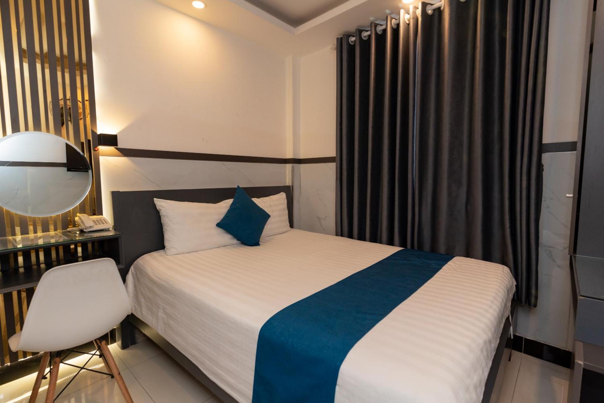 Prince Hotel 2* TP. Hồ Chí Minh